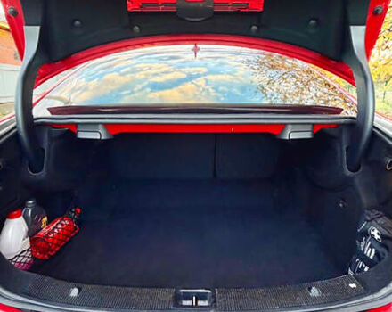 Красный Мерседес Е-Класс, объемом двигателя 1.8 л и пробегом 150 тыс. км за 16300 $, фото 26 на Automoto.ua