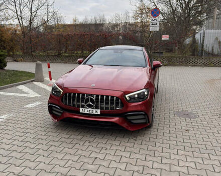 Красный Мерседес Е-Класс, объемом двигателя 3 л и пробегом 105 тыс. км за 34000 $, фото 1 на Automoto.ua