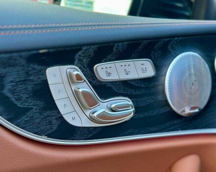 Красный Мерседес Е-Класс, объемом двигателя 3 л и пробегом 28 тыс. км за 36000 $, фото 12 на Automoto.ua