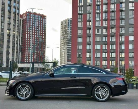 Красный Мерседес Е-Класс, объемом двигателя 3 л и пробегом 28 тыс. км за 36000 $, фото 6 на Automoto.ua