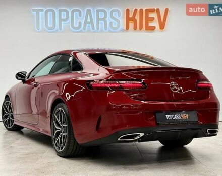 Красный Мерседес Е-Класс, объемом двигателя 1.99 л и пробегом 33 тыс. км за 66999 $, фото 9 на Automoto.ua