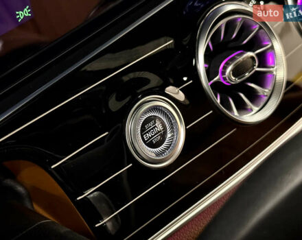 Червоний Мерседес Е-Клас, об'ємом двигуна 1.99 л та пробігом 30 тис. км за 69000 $, фото 35 на Automoto.ua