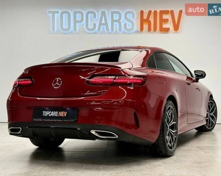 Красный Мерседес Е-Класс, объемом двигателя 1.99 л и пробегом 33 тыс. км за 66999 $, фото 7 на Automoto.ua