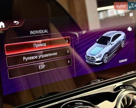 Красный Мерседес Е-Класс, объемом двигателя 1.99 л и пробегом 33 тыс. км за 66999 $, фото 46 на Automoto.ua
