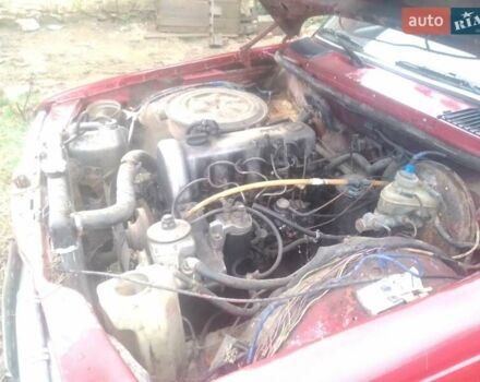 Красный Мерседес Е-Класс, объемом двигателя 2.4 л и пробегом 999 тыс. км за 1145 $, фото 6 на Automoto.ua