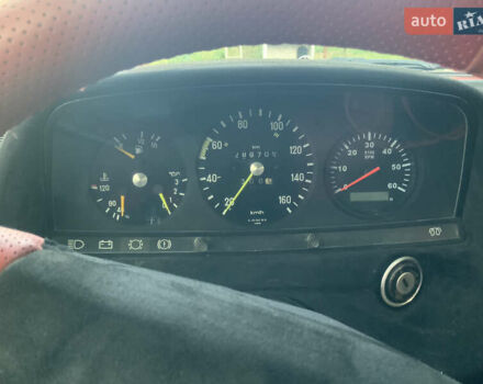 Красный Мерседес Е-Класс, объемом двигателя 2.4 л и пробегом 290 тыс. км за 3500 $, фото 10 на Automoto.ua