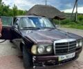 Красный Мерседес Е-Класс, объемом двигателя 2.3 л и пробегом 400 тыс. км за 1000 $, фото 1 на Automoto.ua