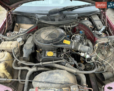 Красный Мерседес Е-Класс, объемом двигателя 2 л и пробегом 400 тыс. км за 750 $, фото 11 на Automoto.ua