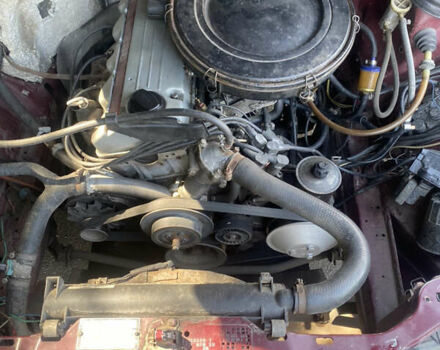 Красный Мерседес Е-Класс, объемом двигателя 2 л и пробегом 721 тыс. км за 2000 $, фото 11 на Automoto.ua