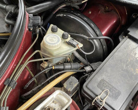 Червоний Мерседес Е-Клас, об'ємом двигуна 2.5 л та пробігом 421 тис. км за 5200 $, фото 59 на Automoto.ua