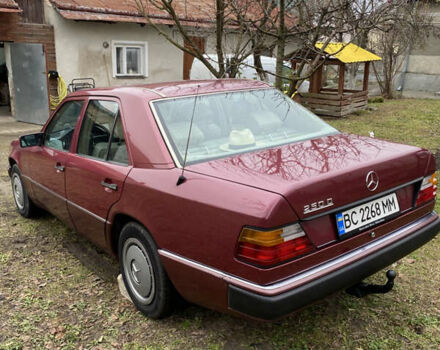 Червоний Мерседес Е-Клас, об'ємом двигуна 2.5 л та пробігом 421 тис. км за 5200 $, фото 1 на Automoto.ua