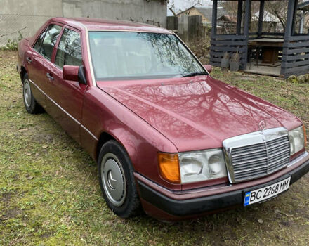 Червоний Мерседес Е-Клас, об'ємом двигуна 2.5 л та пробігом 421 тис. км за 5200 $, фото 10 на Automoto.ua