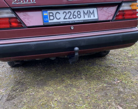 Червоний Мерседес Е-Клас, об'ємом двигуна 2.5 л та пробігом 421 тис. км за 5200 $, фото 29 на Automoto.ua