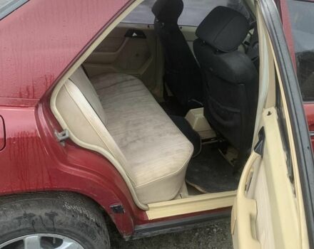 Червоний Мерседес Е-Клас, об'ємом двигуна 0 л та пробігом 389 тис. км за 650 $, фото 4 на Automoto.ua