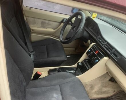 Червоний Мерседес Е-Клас, об'ємом двигуна 0 л та пробігом 389 тис. км за 650 $, фото 3 на Automoto.ua