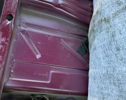 Красный Мерседес Е-Класс, объемом двигателя 2.2 л и пробегом 390 тыс. км за 4600 $, фото 20 на Automoto.ua