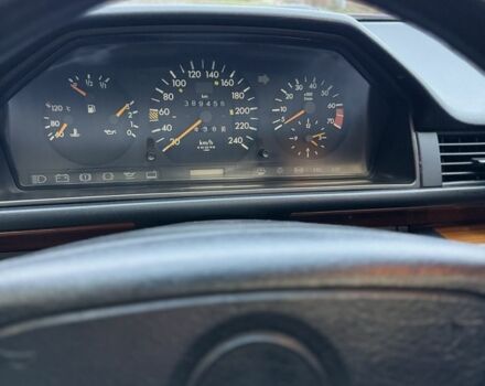 Красный Мерседес Е-Класс, объемом двигателя 2.2 л и пробегом 390 тыс. км за 4600 $, фото 13 на Automoto.ua