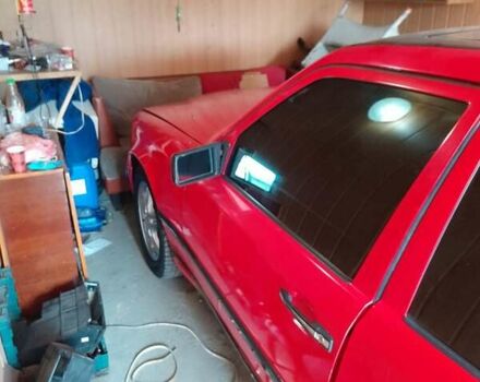 Красный Мерседес Е-Класс, объемом двигателя 2 л и пробегом 10 тыс. км за 2400 $, фото 4 на Automoto.ua