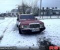Красный Мерседес Е-Класс, объемом двигателя 2 л и пробегом 402 тыс. км за 1700 $, фото 8 на Automoto.ua