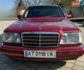 Красный Мерседес Е-Класс, объемом двигателя 2.5 л и пробегом 480 тыс. км за 2700 $, фото 2 на Automoto.ua
