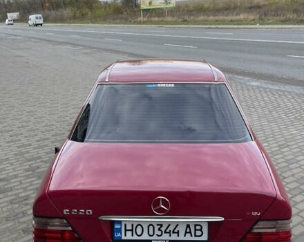 Красный Мерседес Е-Класс, объемом двигателя 2.2 л и пробегом 448 тыс. км за 4150 $, фото 6 на Automoto.ua