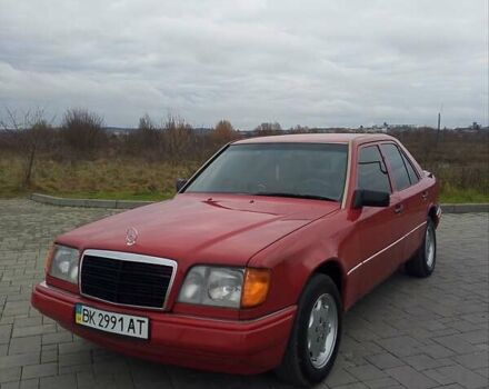 Червоний Мерседес Е-Клас, об'ємом двигуна 2 л та пробігом 343 тис. км за 3000 $, фото 6 на Automoto.ua