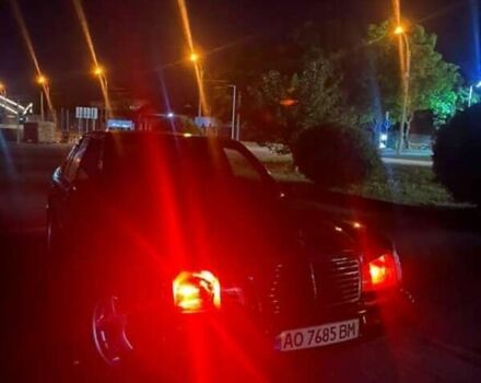 Красный Мерседес Е-Класс, объемом двигателя 2.5 л и пробегом 514 тыс. км за 3300 $, фото 2 на Automoto.ua