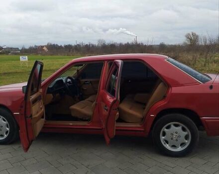 Червоний Мерседес Е-Клас, об'ємом двигуна 2 л та пробігом 343 тис. км за 3000 $, фото 7 на Automoto.ua