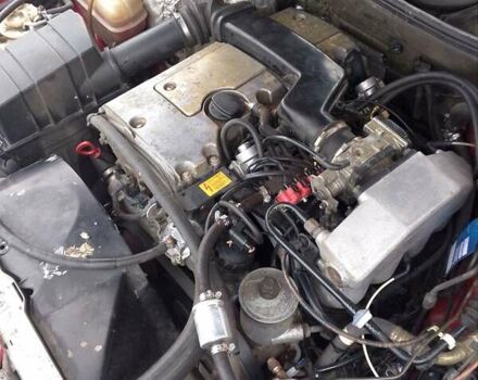 Червоний Мерседес Е-Клас, об'ємом двигуна 2 л та пробігом 343 тис. км за 3000 $, фото 17 на Automoto.ua