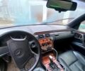 Красный Мерседес Е-Класс, объемом двигателя 2 л и пробегом 211 тыс. км за 2200 $, фото 3 на Automoto.ua