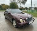 Мерседес Е-Класс 1998 в Остоге на Automoto.ua Красный Мерседес Е-Класс, объемом двигателя 2.7 л и пробегом 3 тыс. км за 2100 $, фото 1 на Automoto.ua