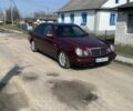 Красный Мерседес Е-Класс, объемом двигателя 2.9 л и пробегом 400 тыс. км за 2800 $, фото 1 на Automoto.ua