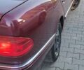 Красный Мерседес Е-Класс, объемом двигателя 2 л и пробегом 300 тыс. км за 3800 $, фото 7 на Automoto.ua