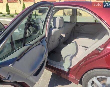 Красный Мерседес Е-Класс, объемом двигателя 2.2 л и пробегом 156 тыс. км за 6999 $, фото 14 на Automoto.ua