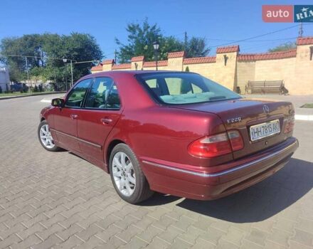 Мерседес Е-Класс 1999 в Измаиле на Automoto.ua Красный Мерседес Е-Класс, объемом двигателя 2.2 л и пробегом 156 тыс. км за 7100 $, фото 10 на Automoto.ua