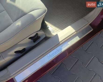 Красный Мерседес Е-Класс, объемом двигателя 2.2 л и пробегом 156 тыс. км за 6999 $, фото 17 на Automoto.ua