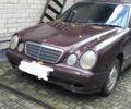 Красный Мерседес Е-Класс, объемом двигателя 2.7 л и пробегом 600 тыс. км за 2500 $, фото 2 на Automoto.ua