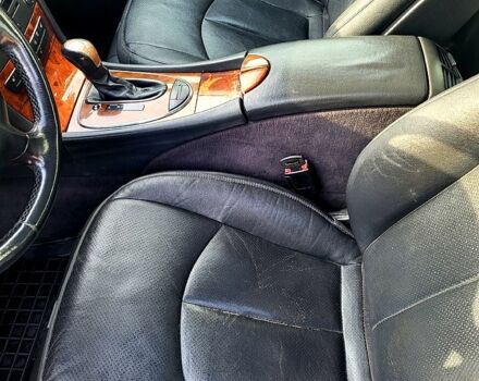 Красный Мерседес Е-Класс, объемом двигателя 1.8 л и пробегом 247 тыс. км за 6200 $, фото 8 на Automoto.ua