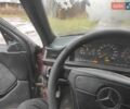 Червоний Мерседес Е-Клас, об'ємом двигуна 2.3 л та пробігом 400 тис. км за 1600 $, фото 10 на Automoto.ua