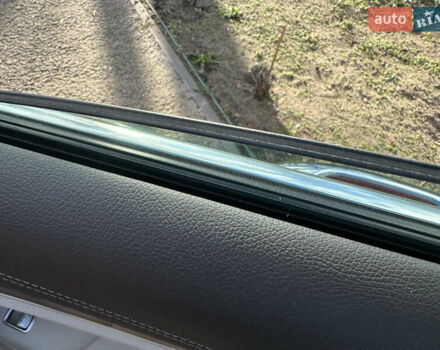 Красный Мерседес Е-Класс, объемом двигателя 1.95 л и пробегом 176 тыс. км за 40000 $, фото 30 на Automoto.ua