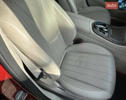 Красный Мерседес Е-Класс, объемом двигателя 1.95 л и пробегом 176 тыс. км за 40000 $, фото 28 на Automoto.ua