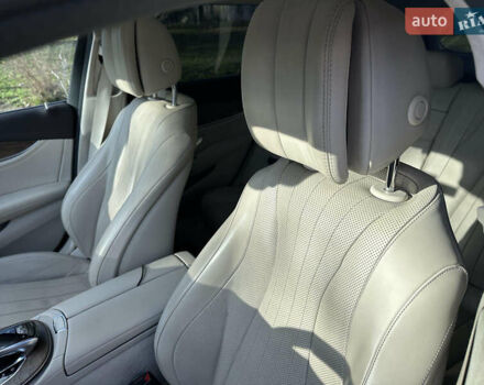 Красный Мерседес Е-Класс, объемом двигателя 1.95 л и пробегом 176 тыс. км за 40000 $, фото 16 на Automoto.ua