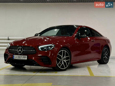 Червоний Мерседес Е-Клас, об'ємом двигуна 1.99 л та пробігом 30 тис. км за 69000 $, фото 1 на Automoto.ua