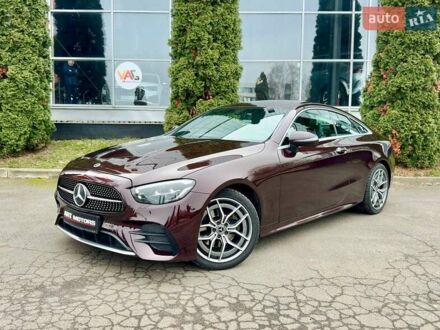 Червоний Мерседес Е-Клас, об'ємом двигуна 1.99 л та пробігом 95 тис. км за 46999 $, фото 1 на Automoto.ua