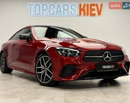 Красный Мерседес Е-Класс, объемом двигателя 1.99 л и пробегом 33 тыс. км за 66999 $, фото 1 на Automoto.ua