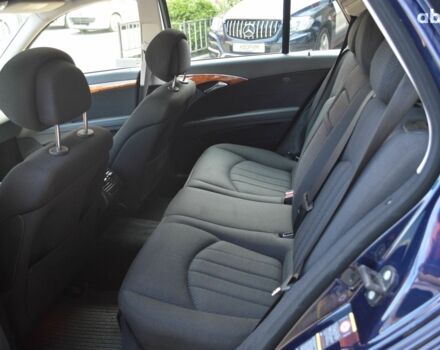 Мерседес Е-Класс, объемом двигателя 3 л и пробегом 303 тыс. км за 9300 $, фото 5 на Automoto.ua