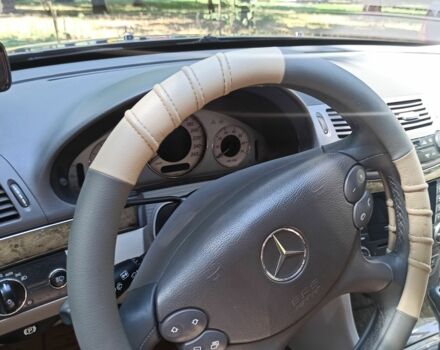 Мерседес Е-Класс, объемом двигателя 0 л и пробегом 190 тыс. км за 10500 $, фото 3 на Automoto.ua