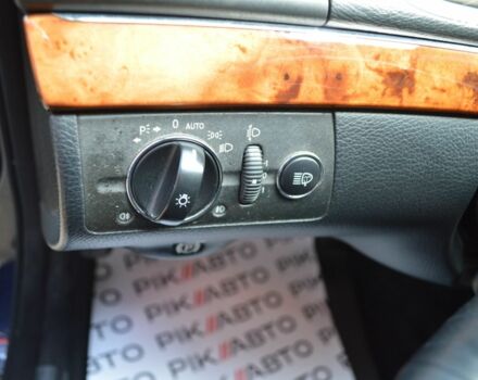 Мерседес Е-Класс, объемом двигателя 3 л и пробегом 303 тыс. км за 9300 $, фото 9 на Automoto.ua