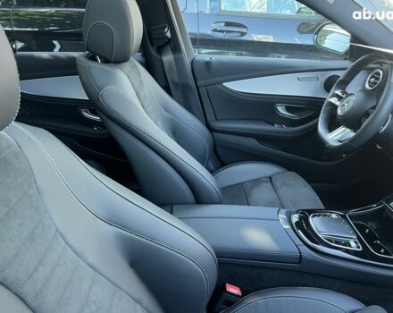 Мерседес Е-Клас, об'ємом двигуна 2 л та пробігом 6 тис. км за 62806 $, фото 17 на Automoto.ua
