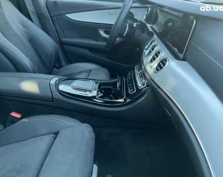 Мерседес Е-Клас, об'ємом двигуна 2 л та пробігом 6 тис. км за 62806 $, фото 20 на Automoto.ua